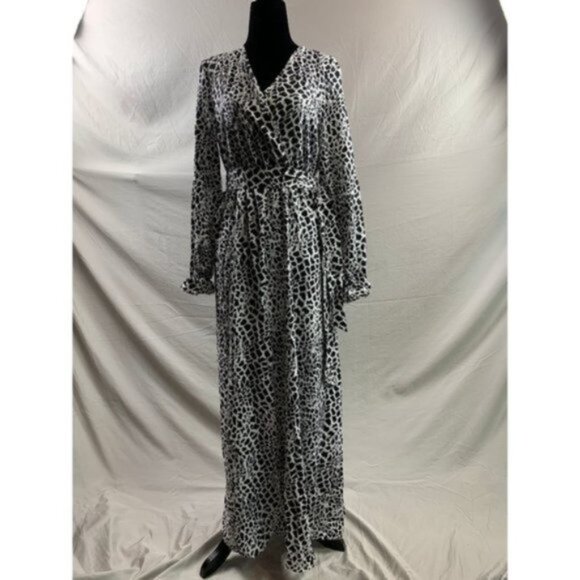 Black And White Animal Print Flounce Sleeve Belted Dress - Picture 6 of 7